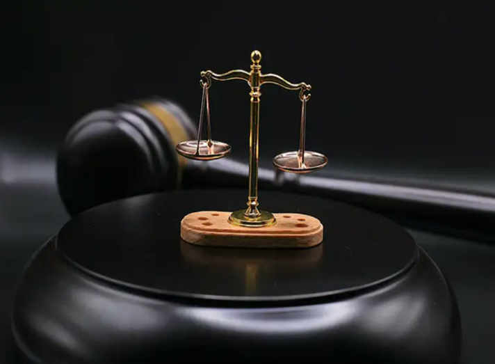 طرح ایرادات در دعاوی